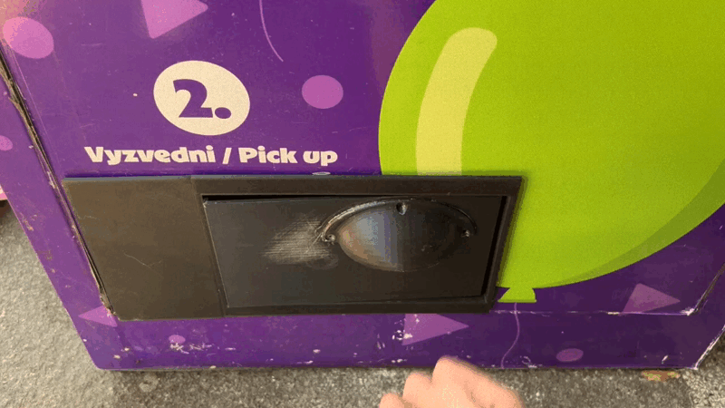 Helium pomocí bílého tlačítka